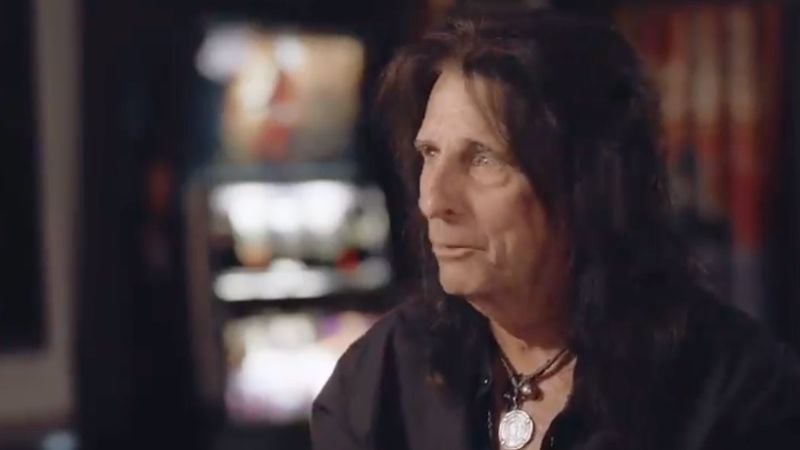 Alice Cooper on the devil, God and Bible reading