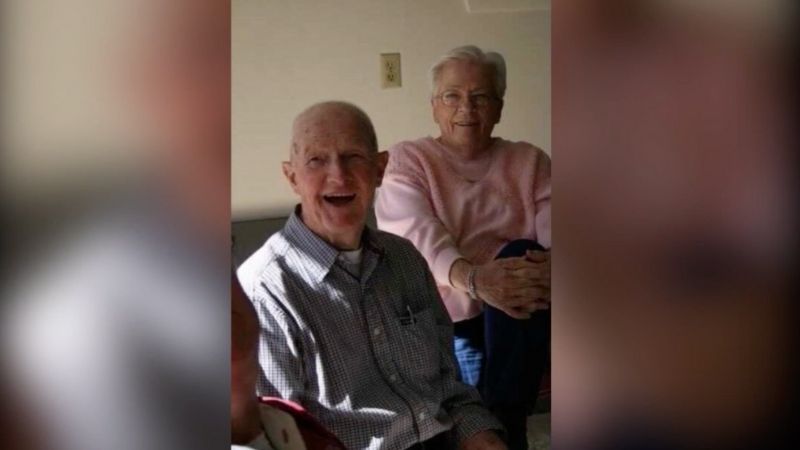 Couple married 70 years