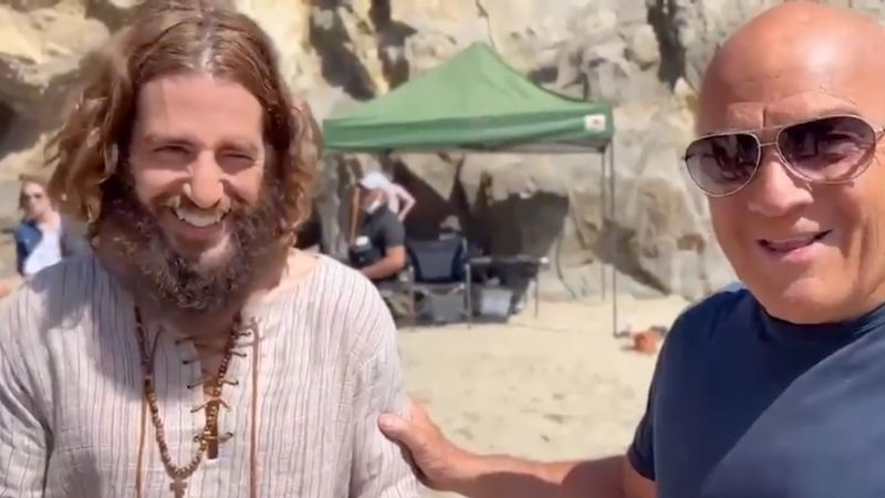 Greg Laurie Jonathan Roumie The Jesus Revolution Movie
